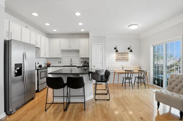 $450,000 | 992 Bard Lane, Carmel, IN 46032