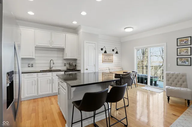 $450,000 | 992 Bard Lane, Carmel, IN 46032