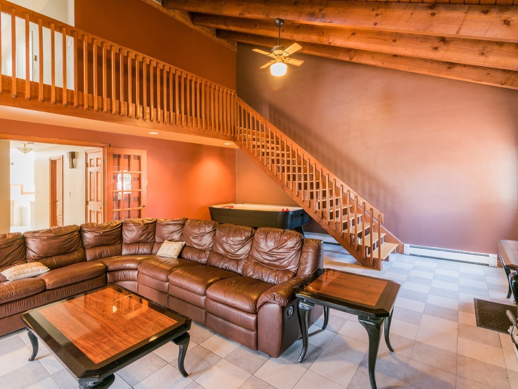 26 Argyle Road Dedham, MA 02026 - Photo 3 of 17 Gallery Image 3