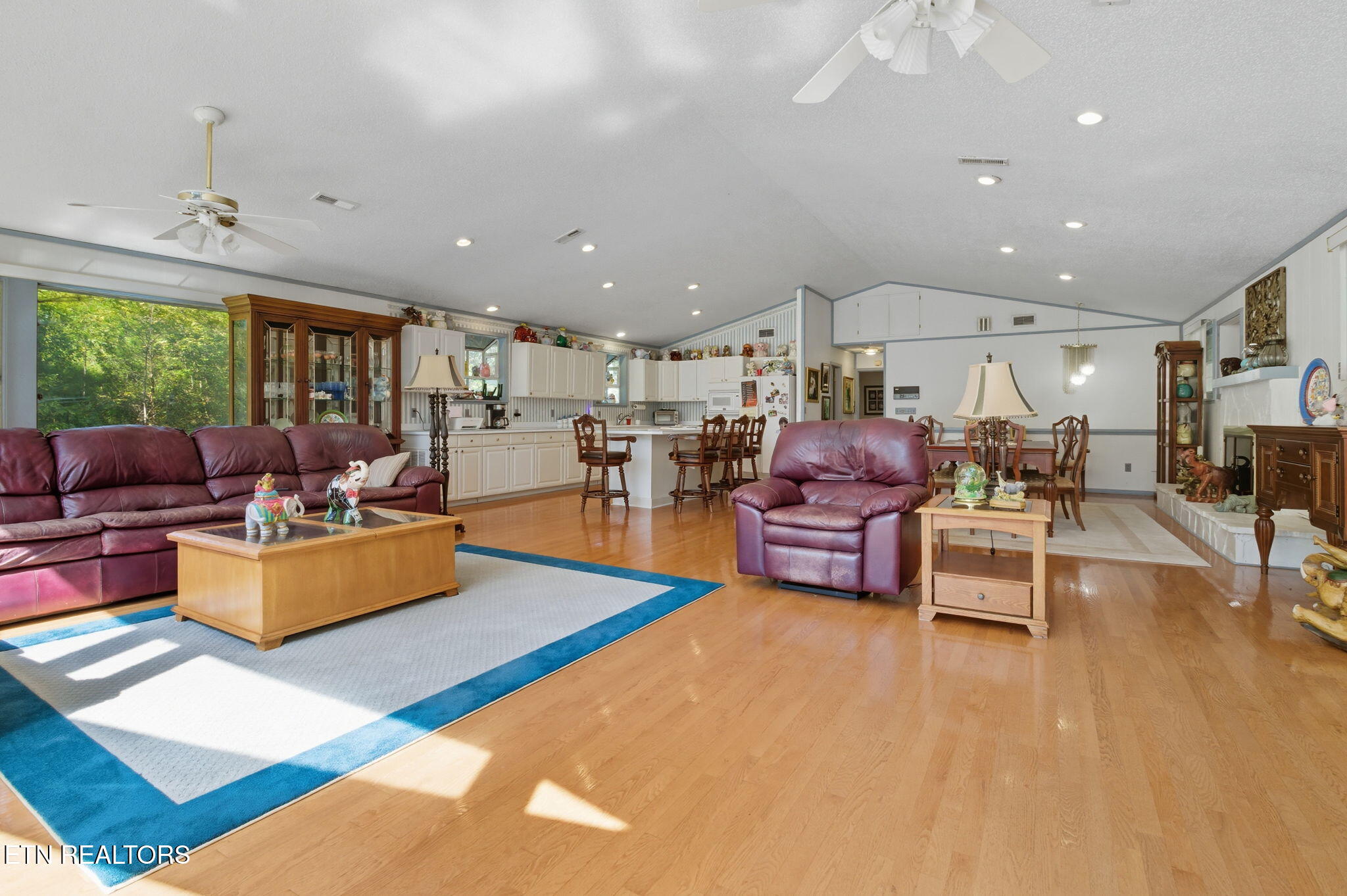 1356 Jayell Road Sevierville, TN 37862 - Photo 12 of 59 Upstairs living room