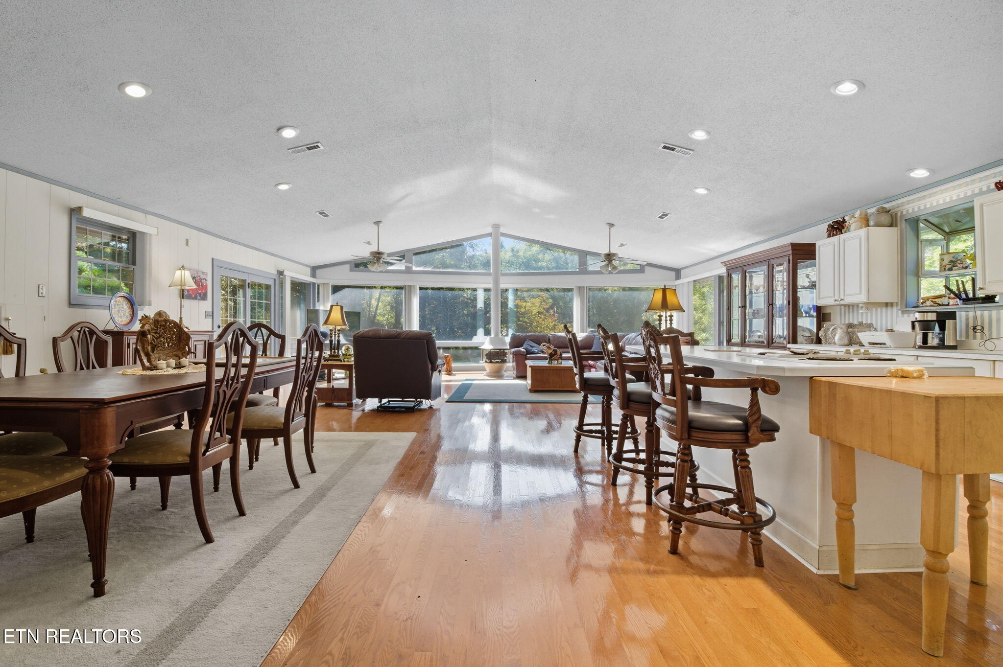 1356 Jayell Road Sevierville, TN 37862 - Photo 15 of 59 Dining Room/Kitchen Combo