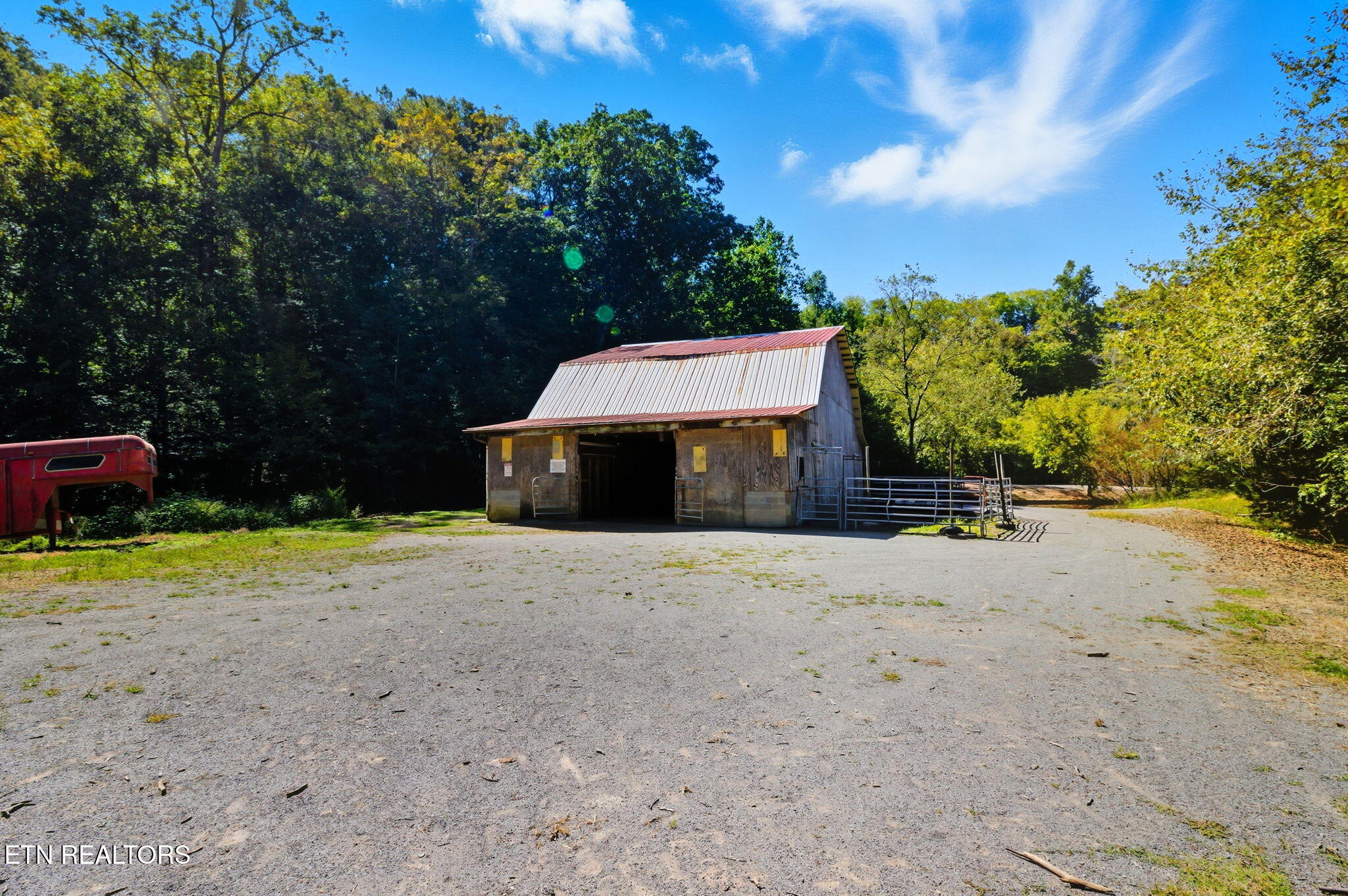 1356 Jayell Road Sevierville, TN 37862 - Photo 40 of 59 7 stall Horse Barn