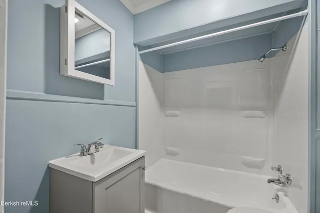 $329,900 | 41-43 Reed Street, Pittsfield, MA 01201