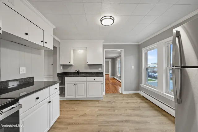 $329,900 | 41-43 Reed Street, Pittsfield, MA 01201