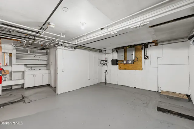 $329,900 | 41-43 Reed Street, Pittsfield, MA 01201