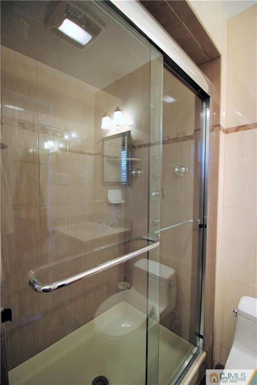 16 Wick Road East Brunswick, NJ 08816 - Photo 12 of 25 Gallery Image 12