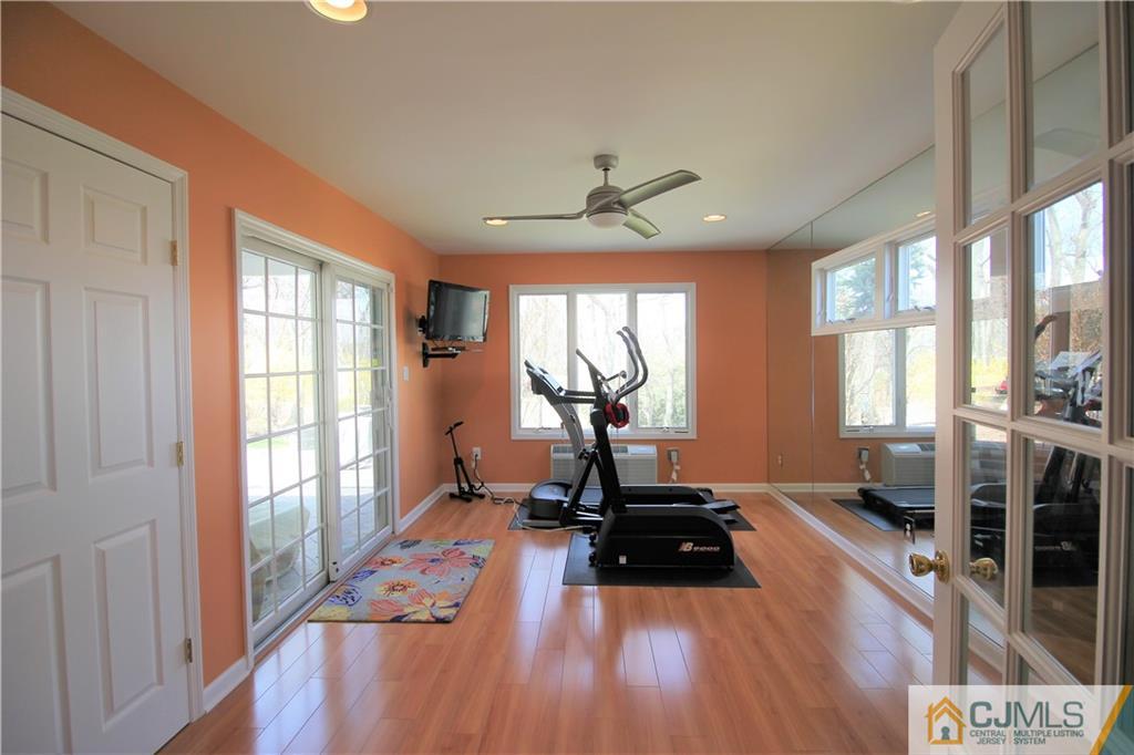 16 Wick Road East Brunswick, NJ 08816 - Photo 19 of 25 Gallery Image 19