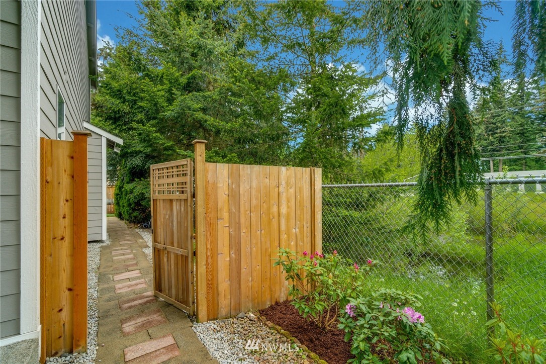 19212 1st Avenue West Bothell, WA 98012 - Photo 21 of 22 a view of outdoor space and yard