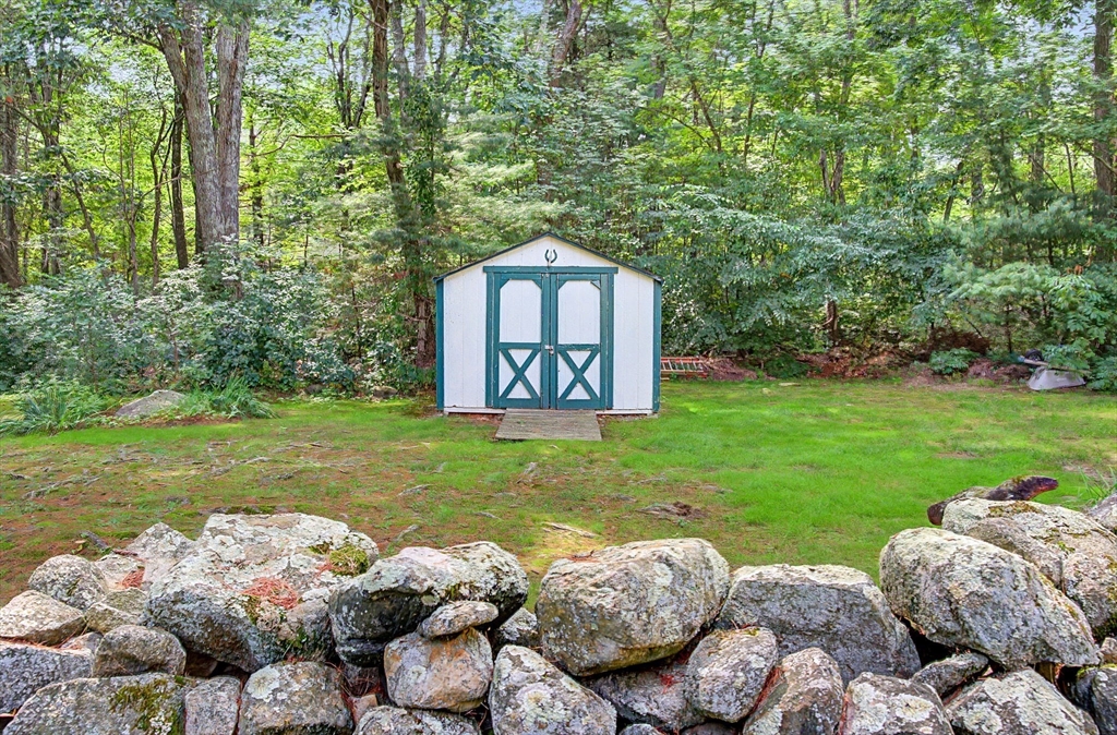 8 Vincent Road Mendon, MA 01756 - Photo 35 of 39 Gallery Image 35