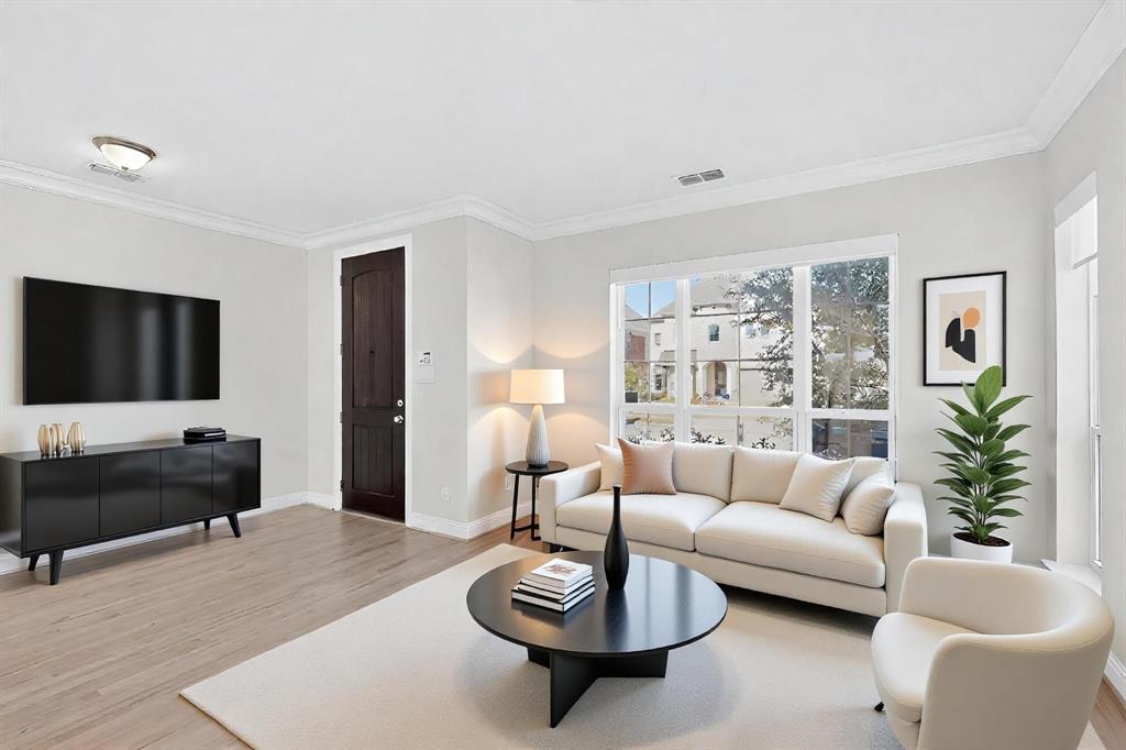 312 Chandan Way Irving, TX 75063 - Photo 3 of 36