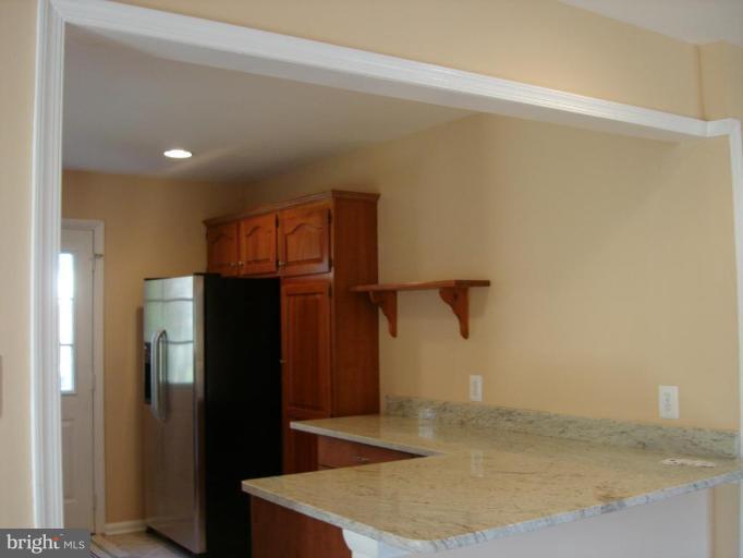 7219 Reservoir Road Springfield, VA 22150 - Photo 2 of 12 Kitchen #2