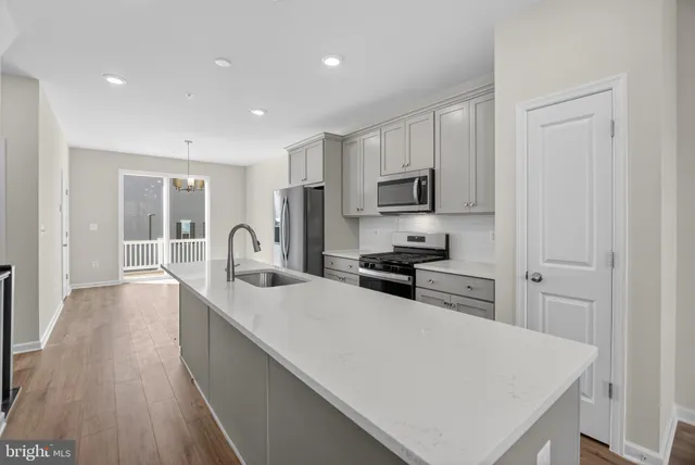 $534,965 | 10042 Harper Vale Road, Montgomery Village, MD 20886