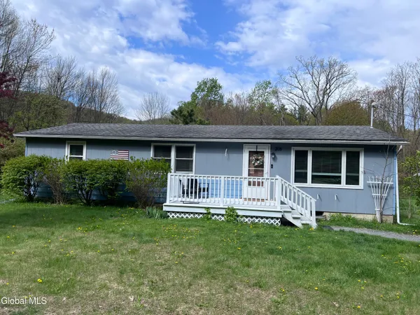 $279,999 | 205 Deepkill Road, Brunswick, NY 12180