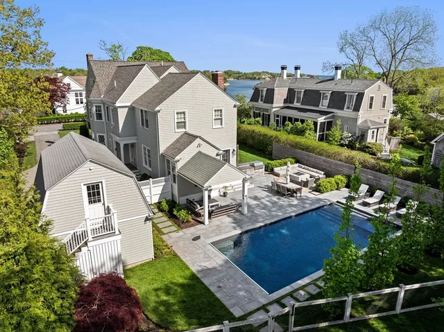 a view of multiple houses with a terrace