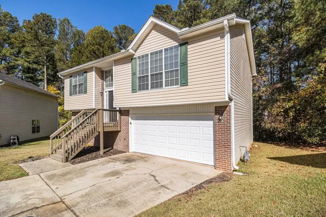 $270,000 | 488 Barclay Court, Stone Mountain, GA 30083
