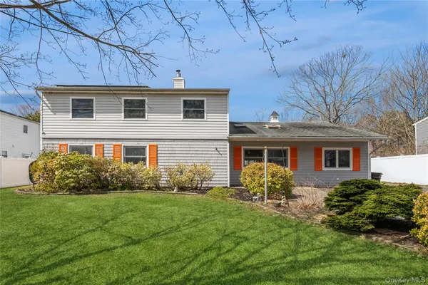 $599,999 | 84 Corbin Avenue, East Patchogue, NY 11772