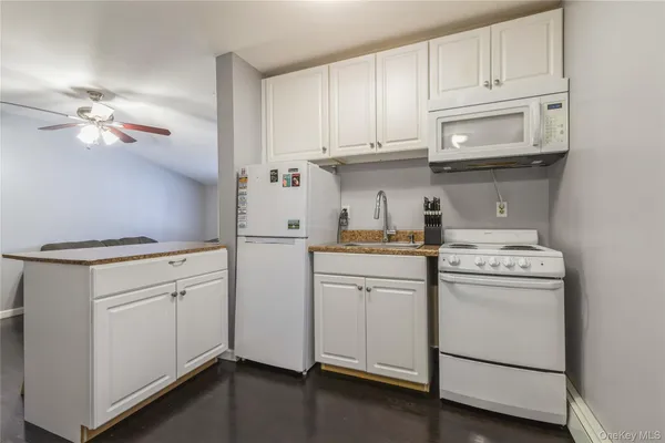 $599,999 | 84 Corbin Avenue, East Patchogue, NY 11772
