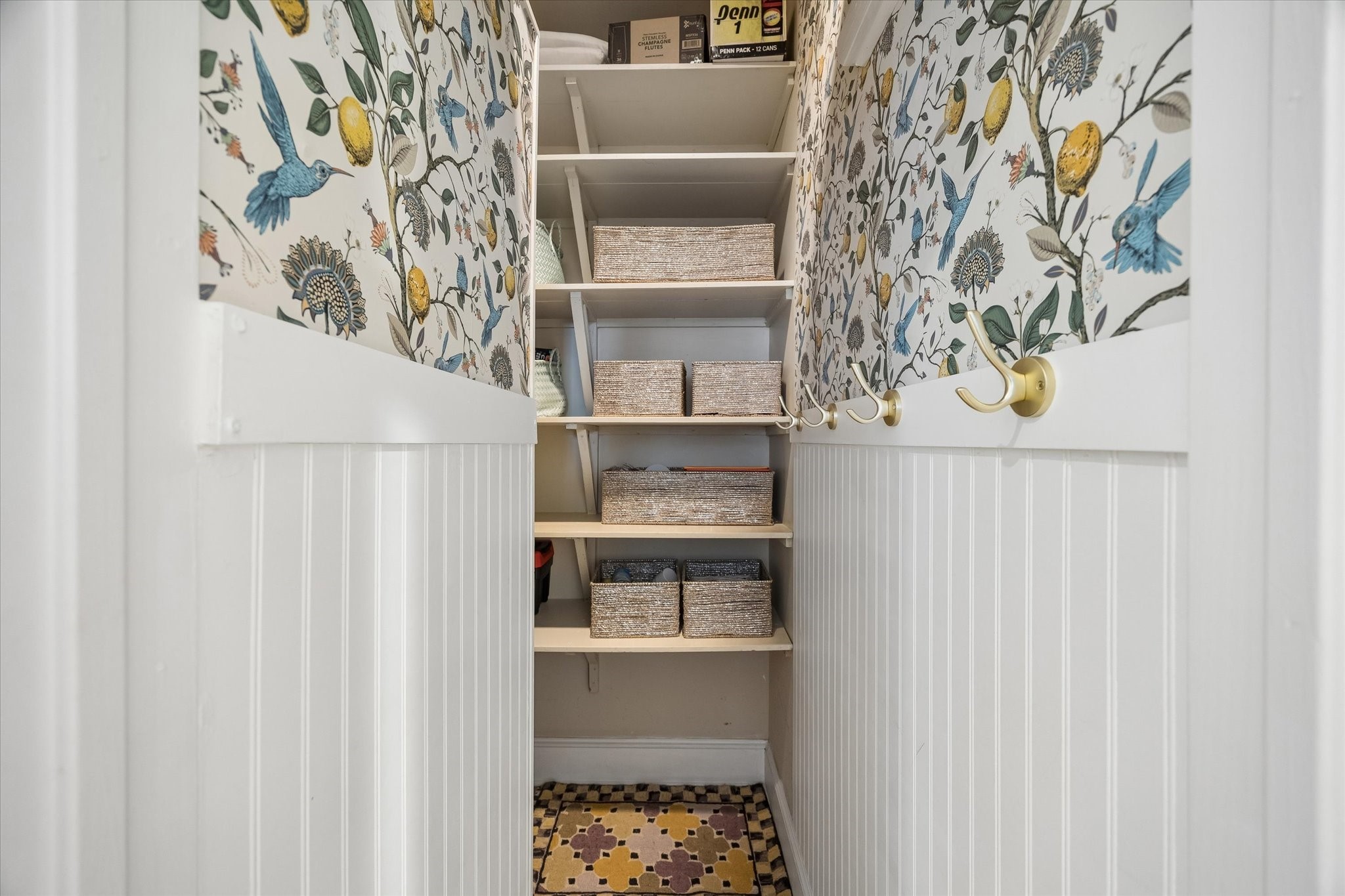 4606 Birch Street Bellaire, TX 77401 - Photo 11 of 45 a view of small space