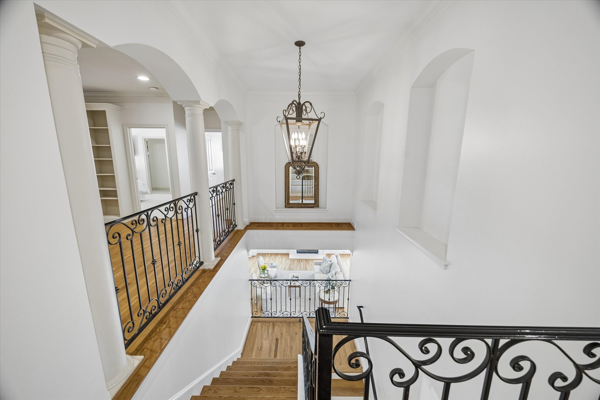 4606 Birch Street Bellaire, TX 77401 - Photo 45 of 45 a view of a hallway with windows