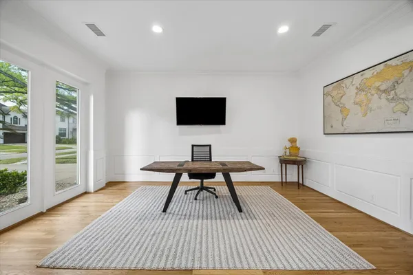 $1,489,000 | 4606 Birch Street, Bellaire, TX 77401