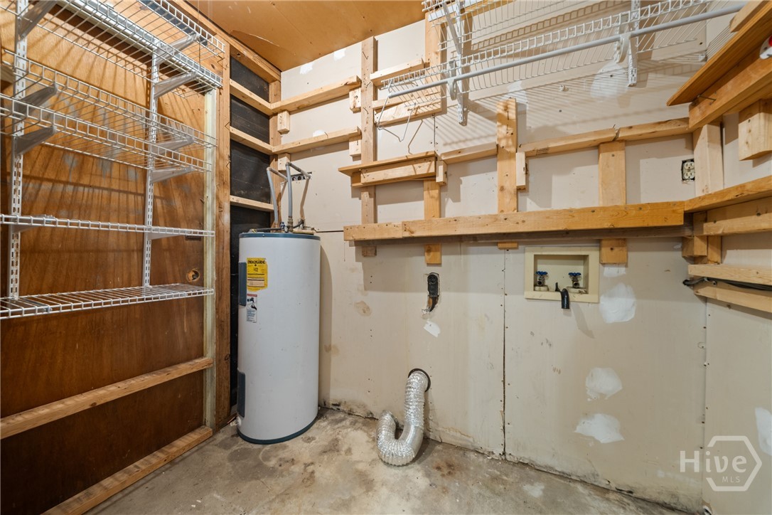 112 Cedar Grove Road Savannah, GA 31419 - Photo 15 of 18 Laundry