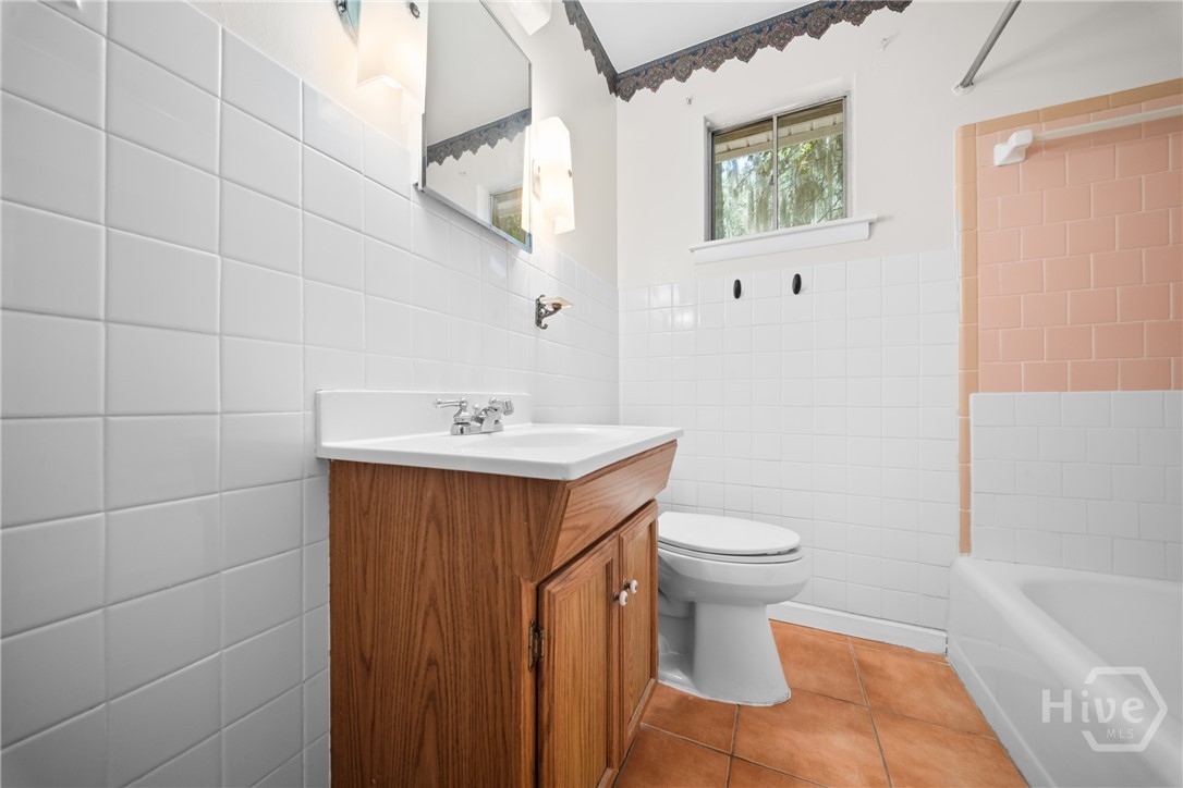 112 Cedar Grove Road Savannah, GA 31419 - Photo 10 of 18 Secondary Full Bath