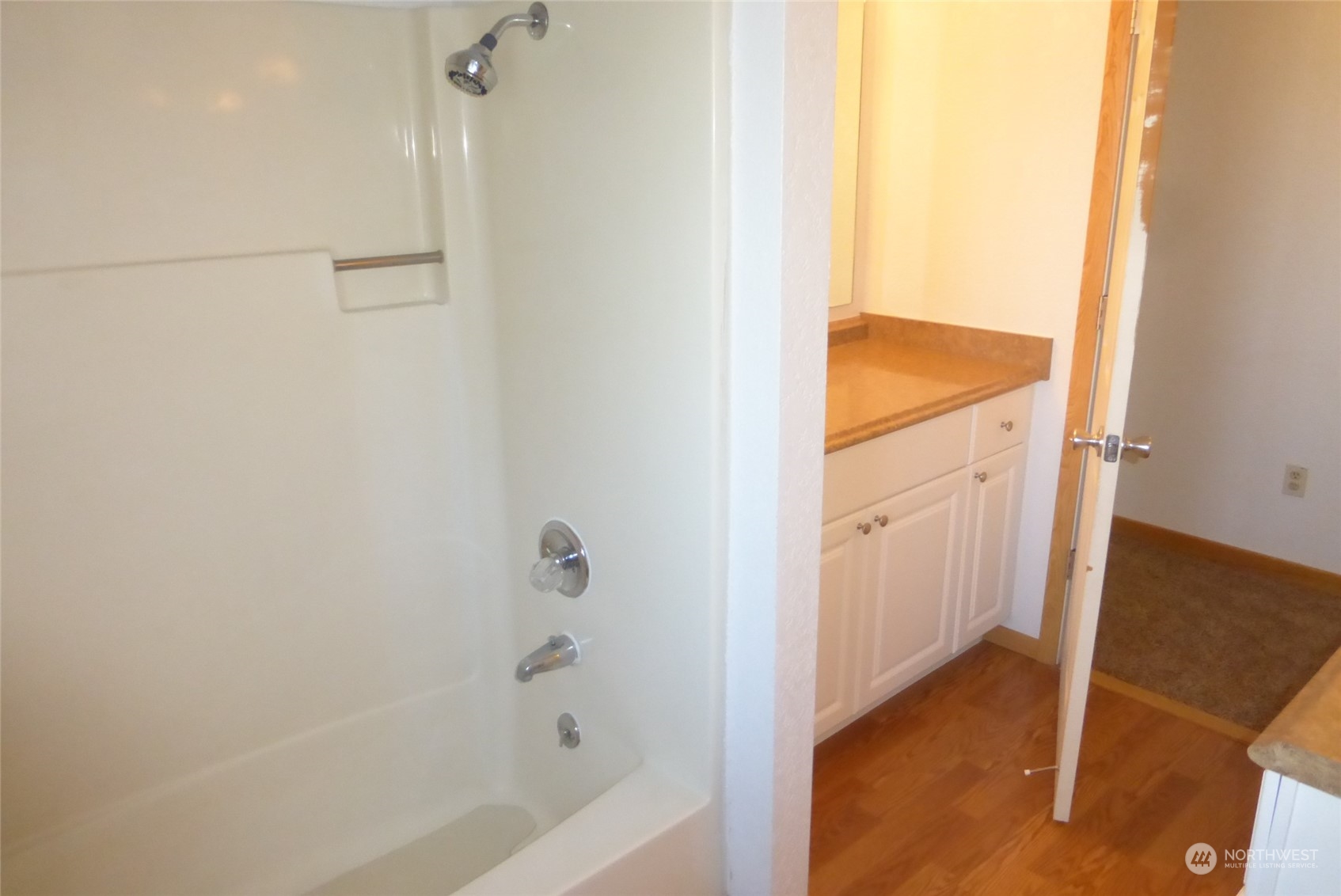 10811 Vernon Road Lake Stevens, WA 98258 - Photo 7 of 27 Gallery Image 7