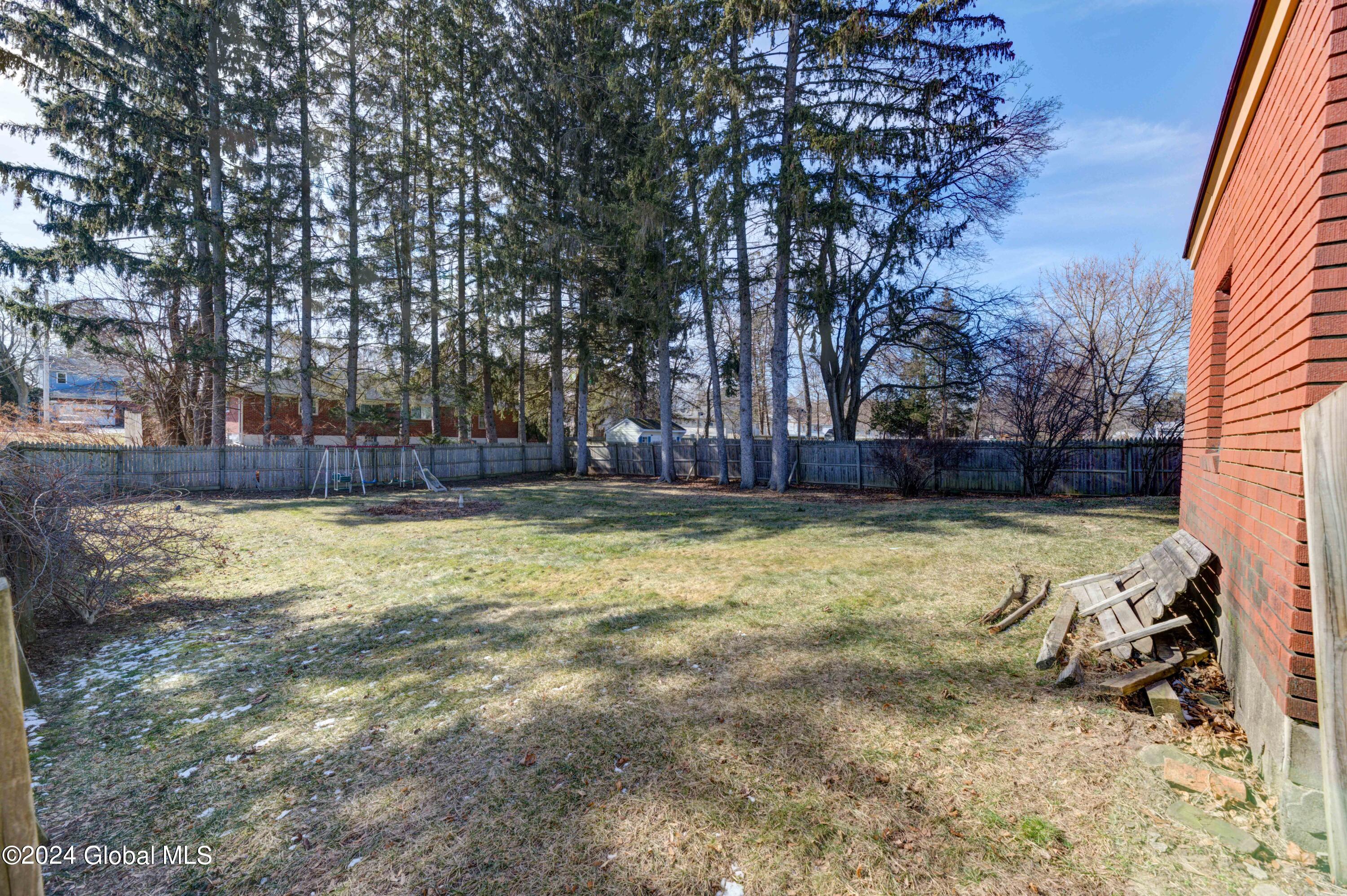 7 Miles Standish Road Rotterdam, NY 12306 - Photo 23 of 27 5-7 Miles Standish