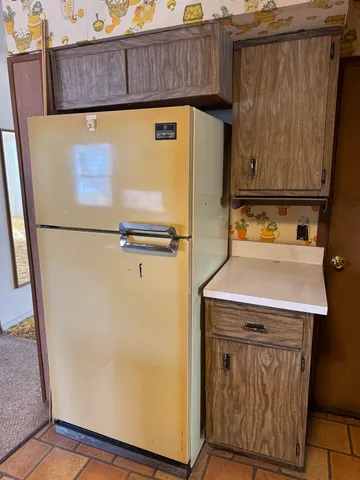 $122,000 | 215 East Centerway Street, Janesville, WI 53545