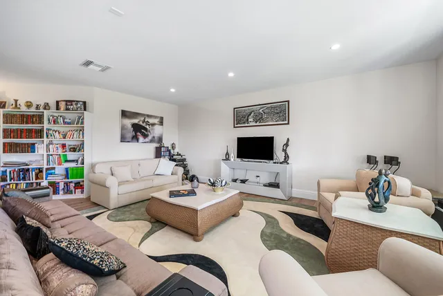 $4,499,000 | 4600 Bocaire Boulevard, Boca Raton, FL 33487