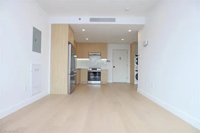 $616,200 | 150-02 Northern Boulevard, Unit 3G | Murray Hill - Flushing