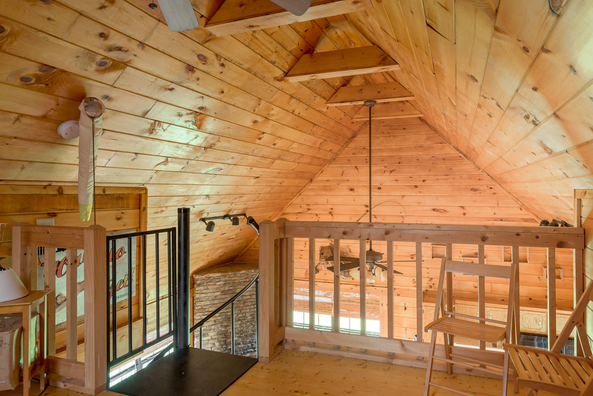 3035 Jackson Point Road Sewanee, TN 37375 - Photo 35 of 37 Guest house loft