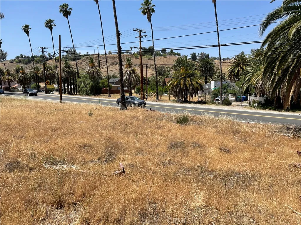 15 Riverside Lake Lake Elsinore, CA 92530 - Photo 5 of 34