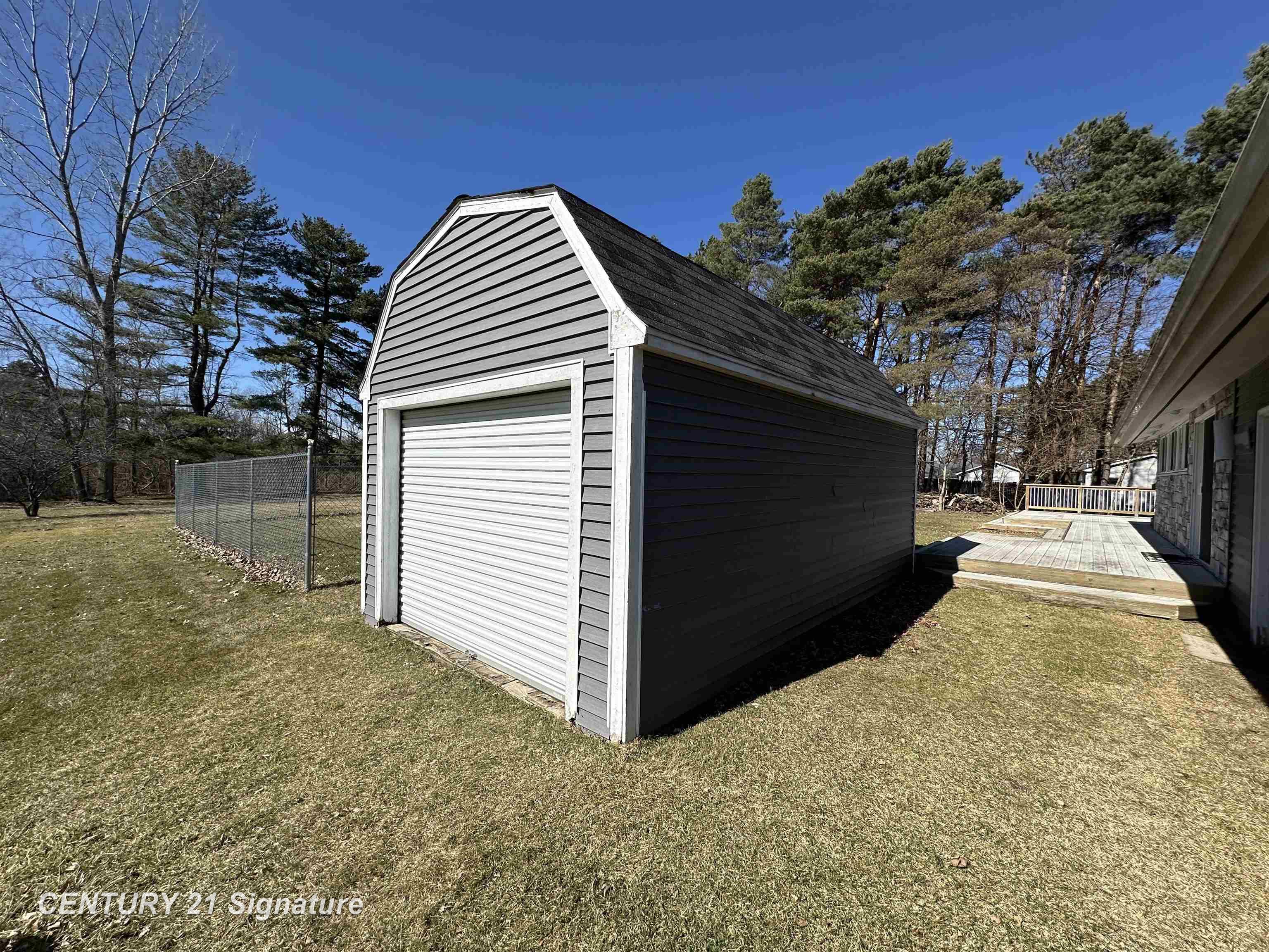 7151 Elms Road Flushing, MI 48433 - Photo 33 of 54
