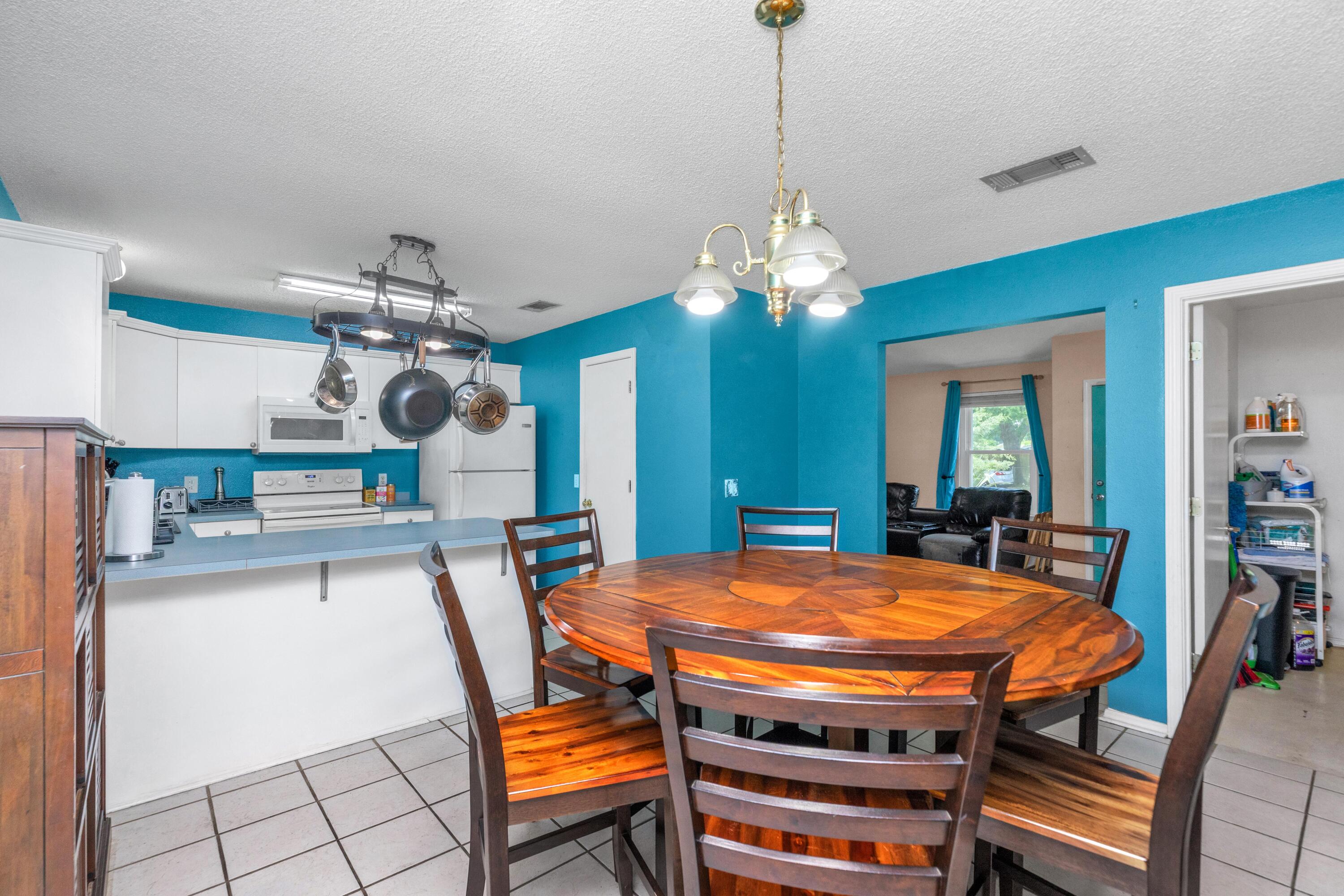5518 Chantilly Circle Milton, FL 32583 - Photo 17 of 37 1000079484