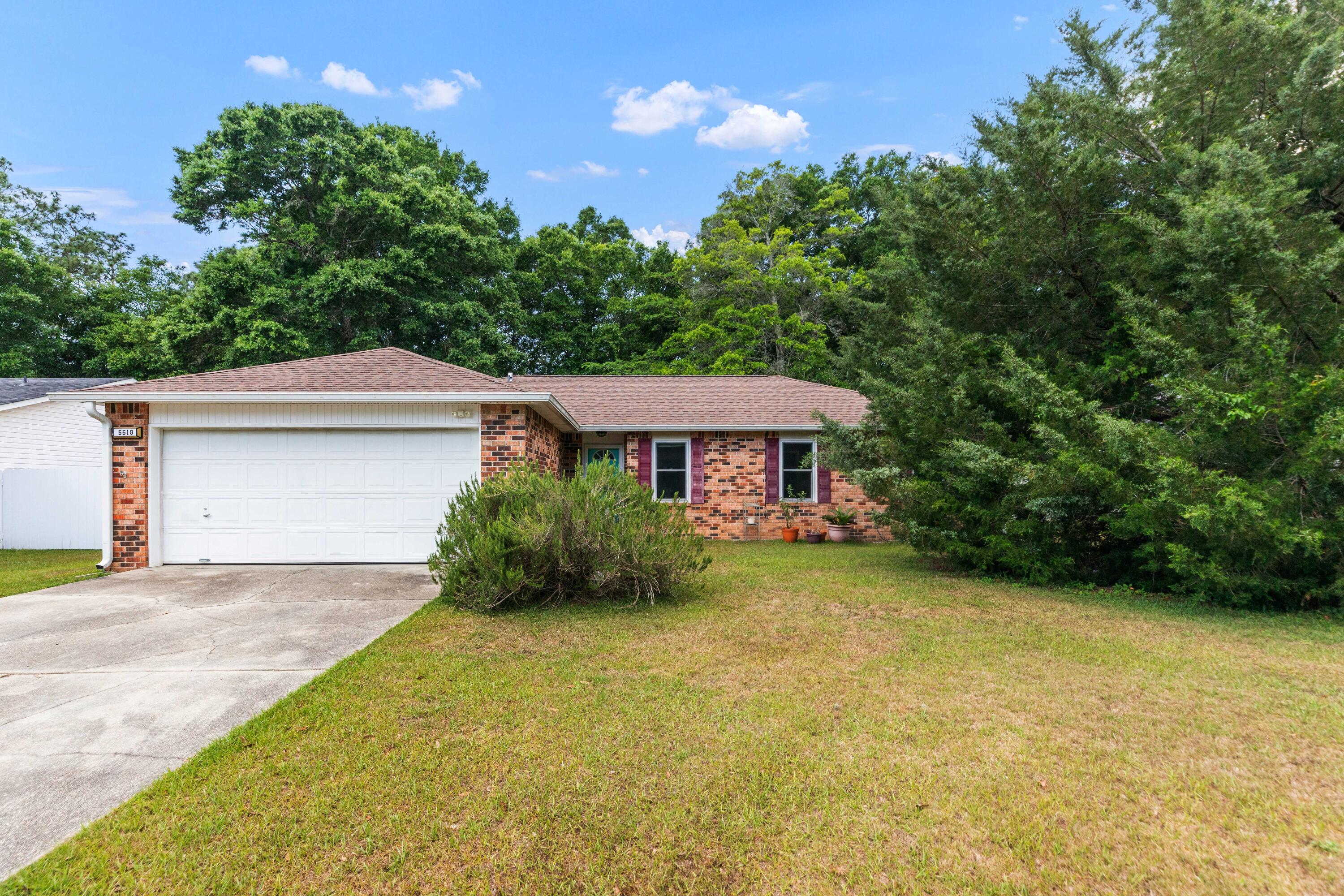 5518 Chantilly Circle Milton, FL 32583 - Photo 3 of 37 1000079474