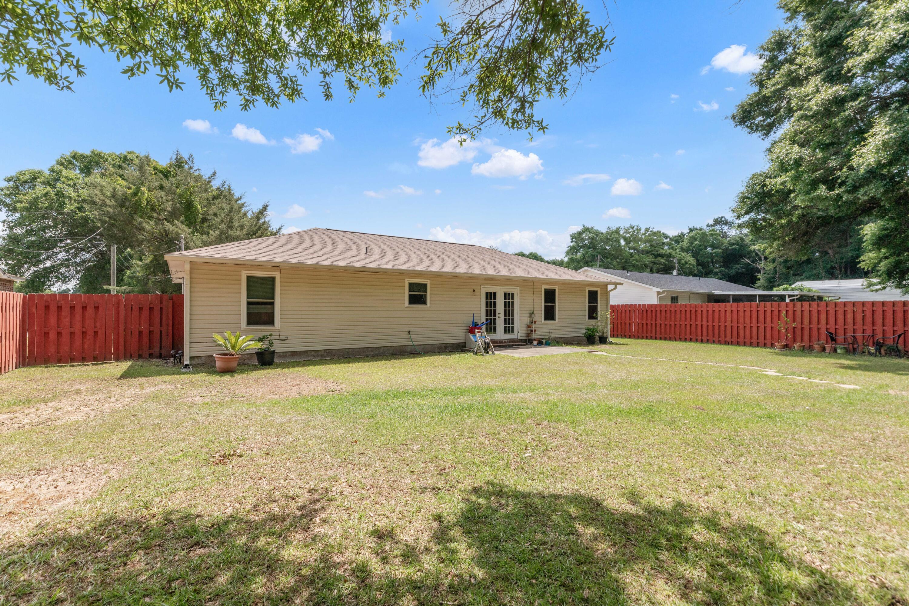 5518 Chantilly Circle Milton, FL 32583 - Photo 32 of 37 1000079508
