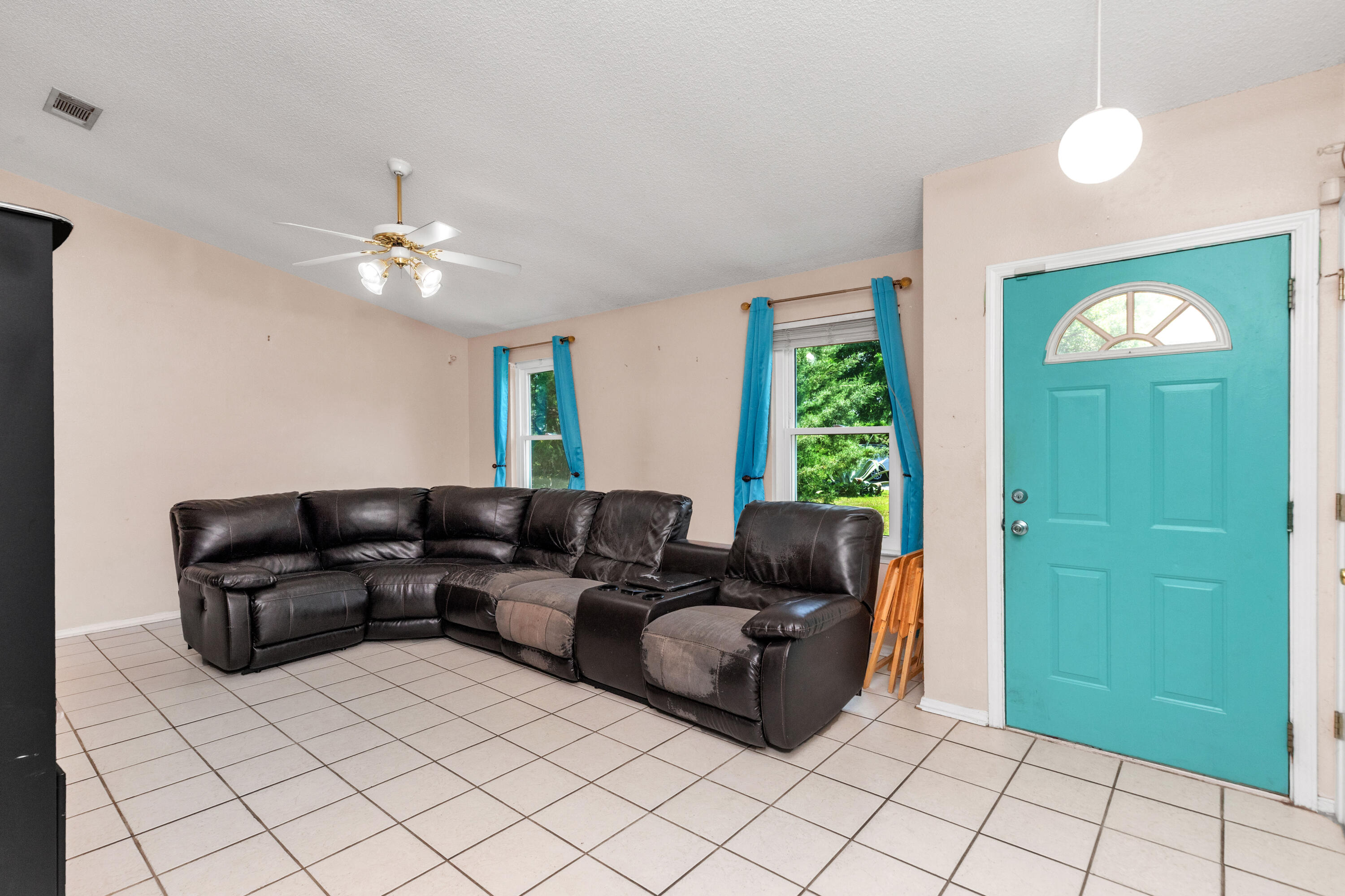 5518 Chantilly Circle Milton, FL 32583 - Photo 8 of 37 1000079481