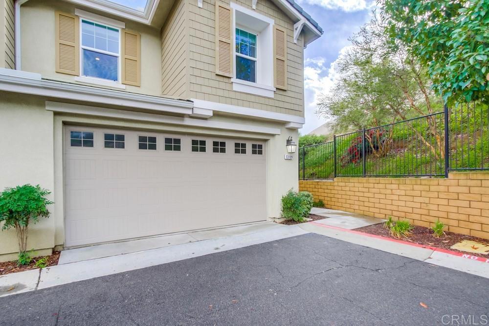 13109 Beacon View Lane El Cajon, CA 92021 - Photo 3 of 36 front view of a house