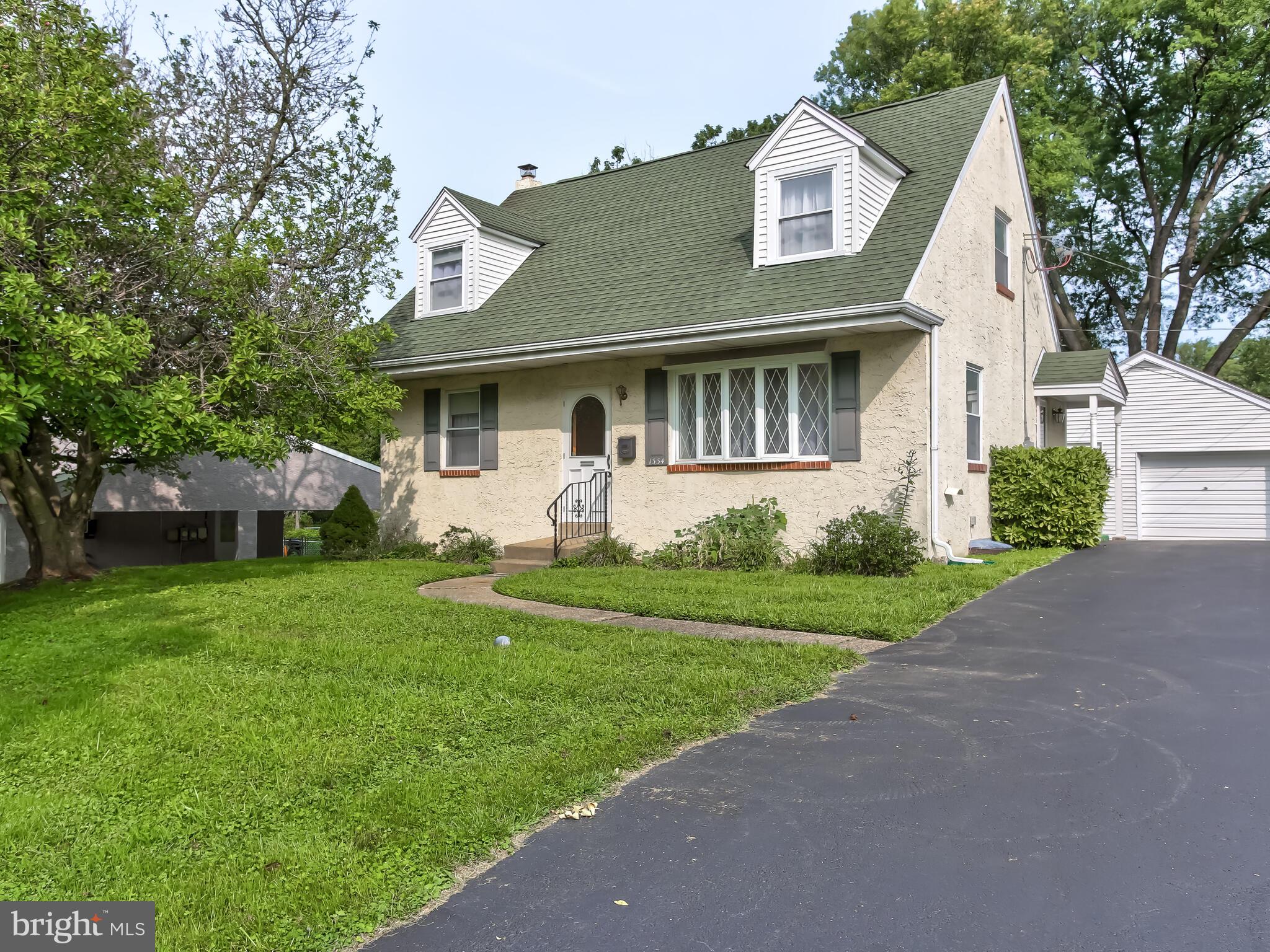 1334 Valley Road Woodlyn, PA 19094 - Photo 1 of 21 Gallery Image 1