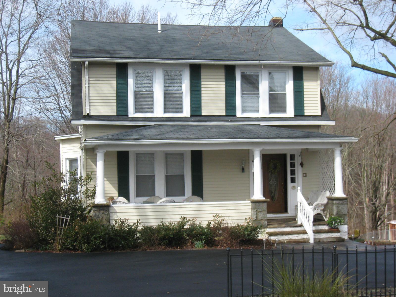 2826 Ridge Road Baltimore, MD 21244 - Photo 1 of 30 front view of a house