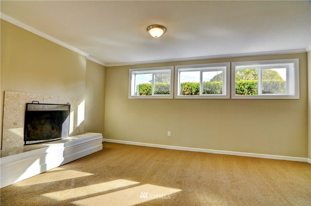 1904 Southeast 22nd Place Renton, WA 98055 - Photo 22 of 25 Gallery Image 22