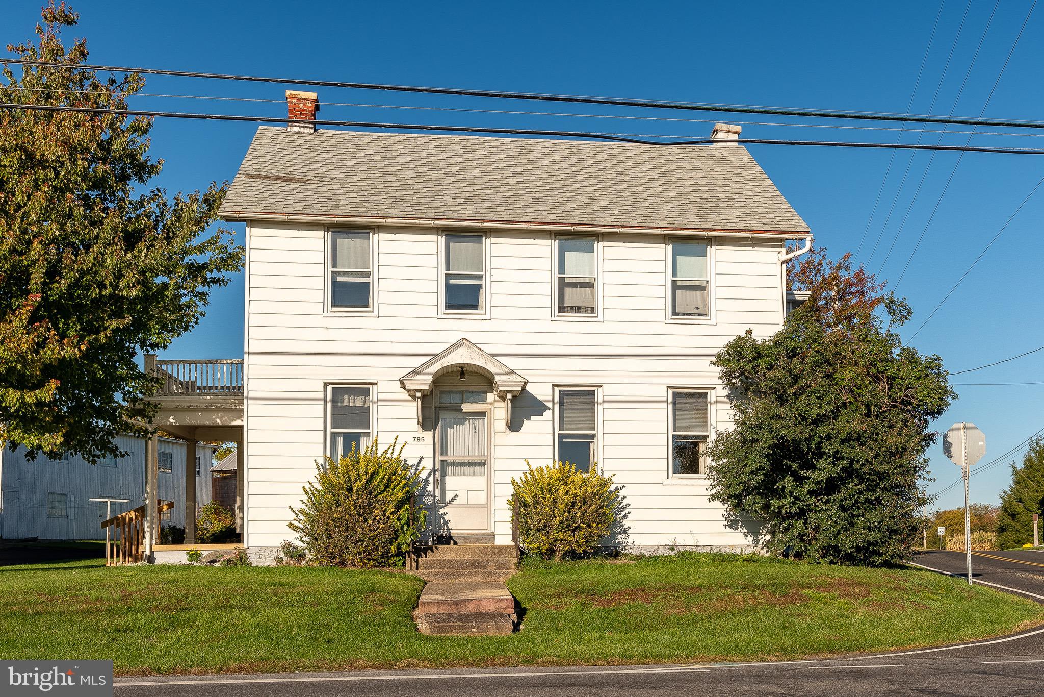 795 Temperance Hill Road Lititz, PA 17543 - Photo 3 of 76