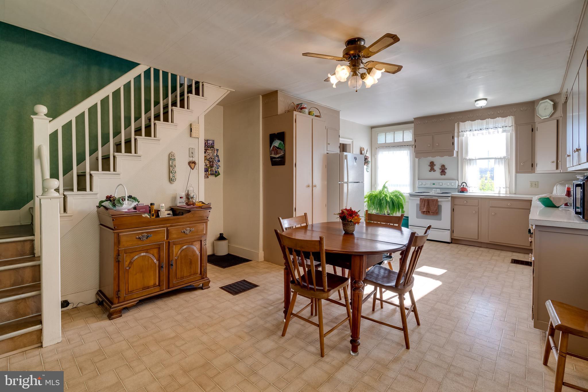 795 Temperance Hill Road Lititz, PA 17543 - Photo 4 of 76