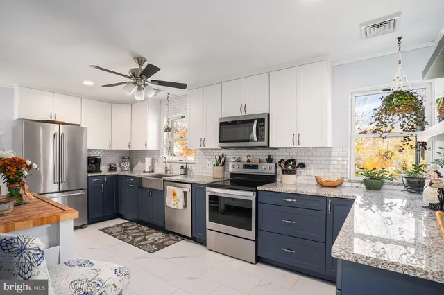 $429,900 | 501 Walnut Street, Green Lane, PA 18054