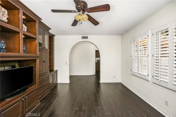 $3,250,000 | 40 Paso Robles, Irvine, CA 92602