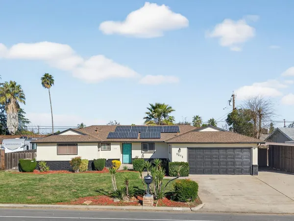 $396,500 | 5675 East Ashlan Avenue, Fresno, CA 93727