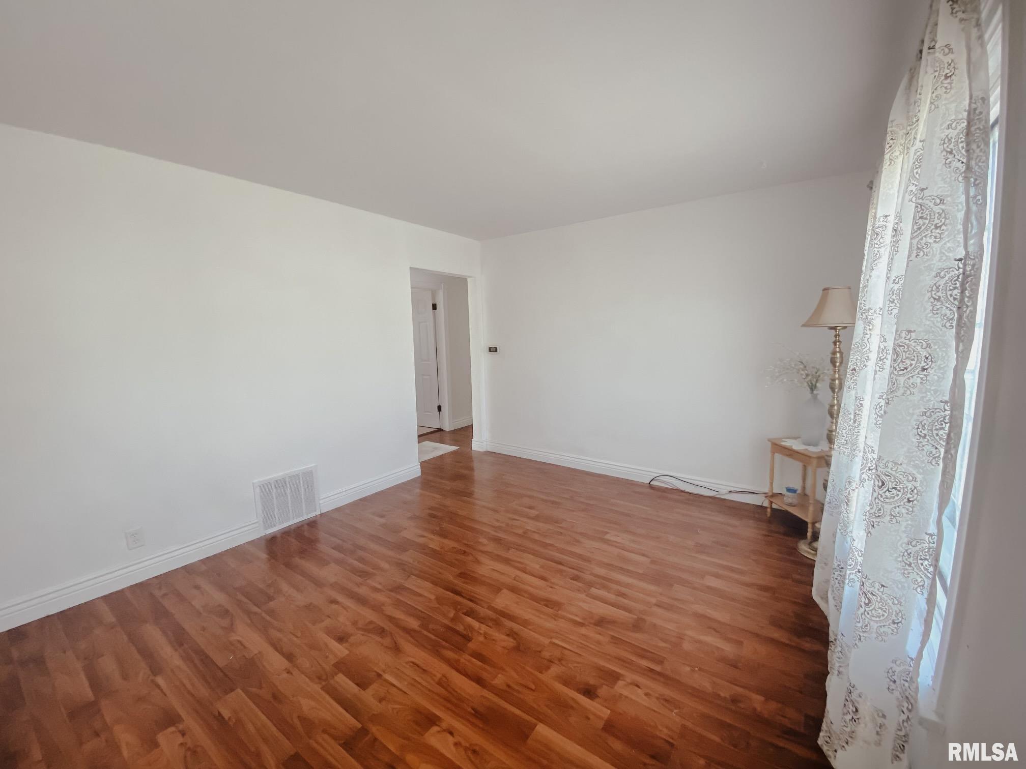 2925 South 3rd Street Springfield, IL 62703 - Photo 3 of 33