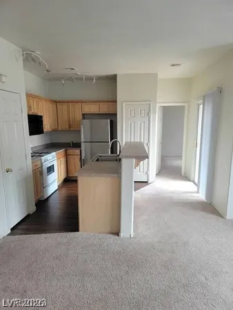 $289,900 | 6316 Beige Bluff Street, Unit 201, North Las Vegas, NV 89081