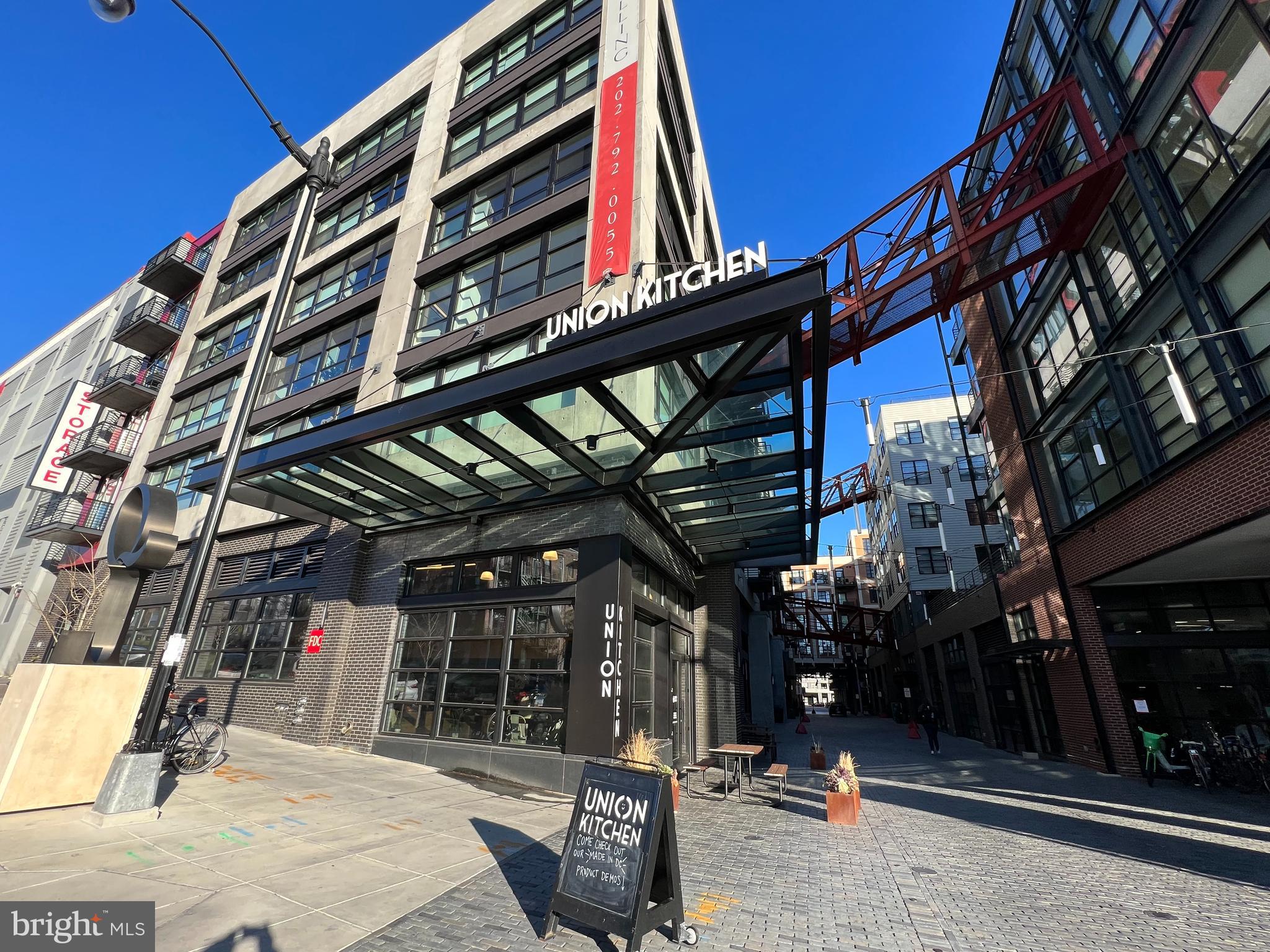 33 Randolph Place Northwest, Unit B Washington, DC 20001 - Photo 21 of 23 a view of tall building
